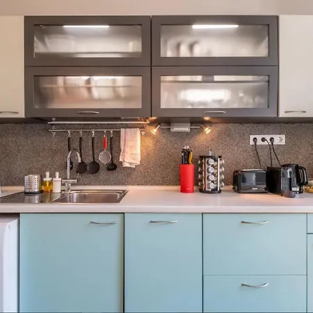 Charming 2bdr In Historic Center With Parking Appartamento