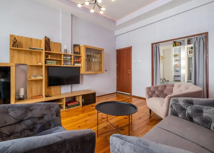 Appartamento Charming 2bdr In Historic Center With Parking