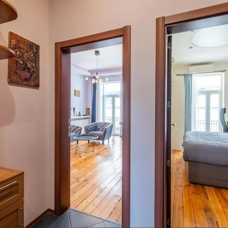 Charming 2bdr In Historic Center With Parking Sofia