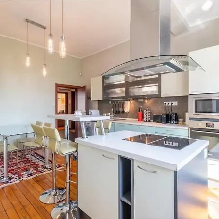 Apartament Charming 2bdr In Historic Center With Parking *