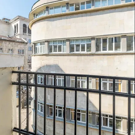 Charming 2bdr In Historic Center With Parking Lejlighed *