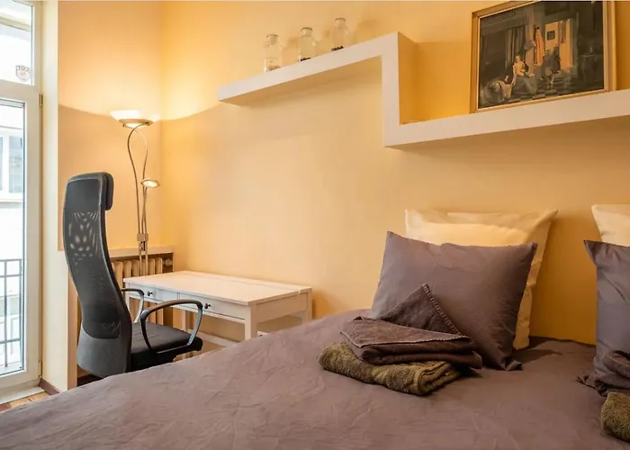 Lejlighed Charming 2bdr In Historic Center With Parking