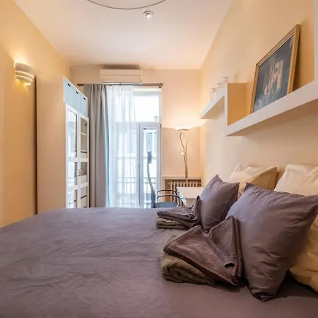 Charming 2bdr In Historic Center With Parking